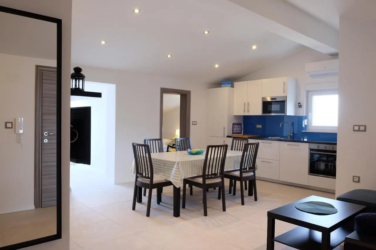 Apartment Apartmani Mojca Selce