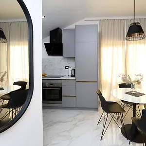  Apartment Luxury Monika Near The Sea With Private Parking Kroatien