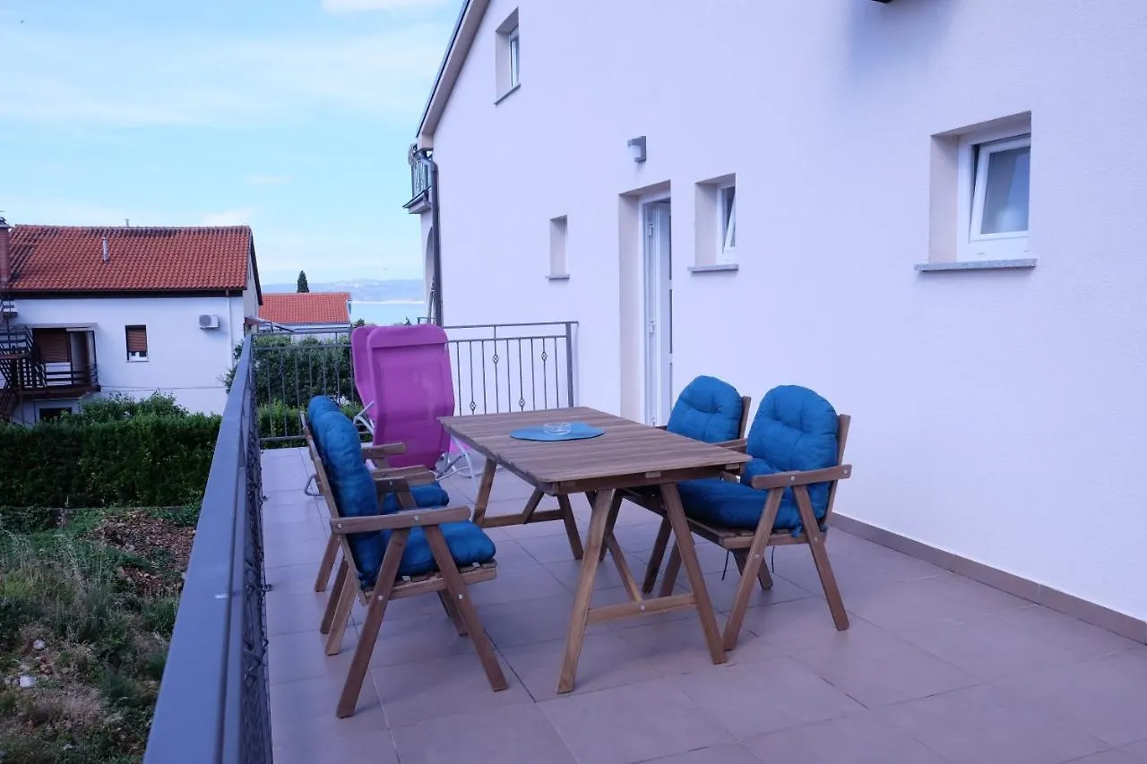 Apartmani Mojca 0*, Selce